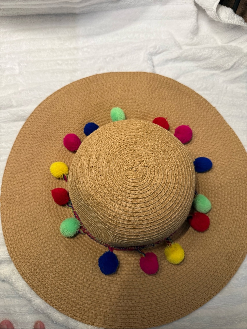 Straw hat - Picture 2 of 3
